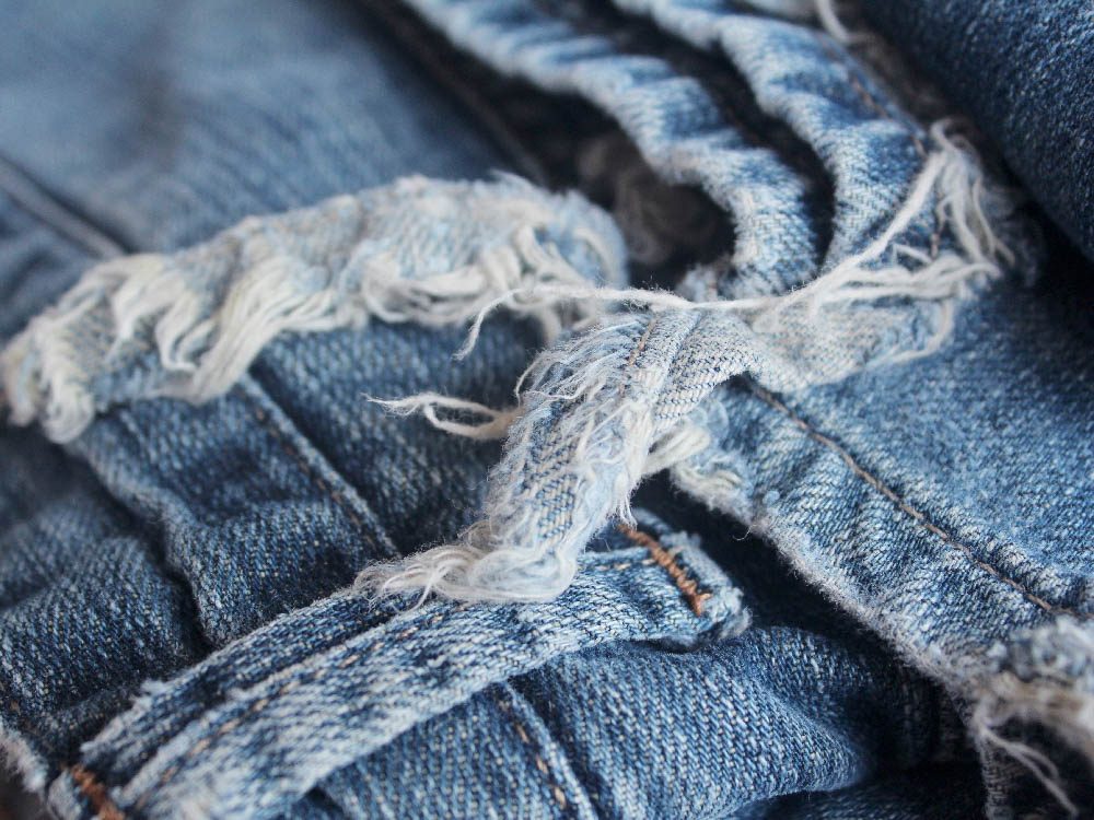 12 Outfit Mistakes that Make You Look Messy | Reader's Digest