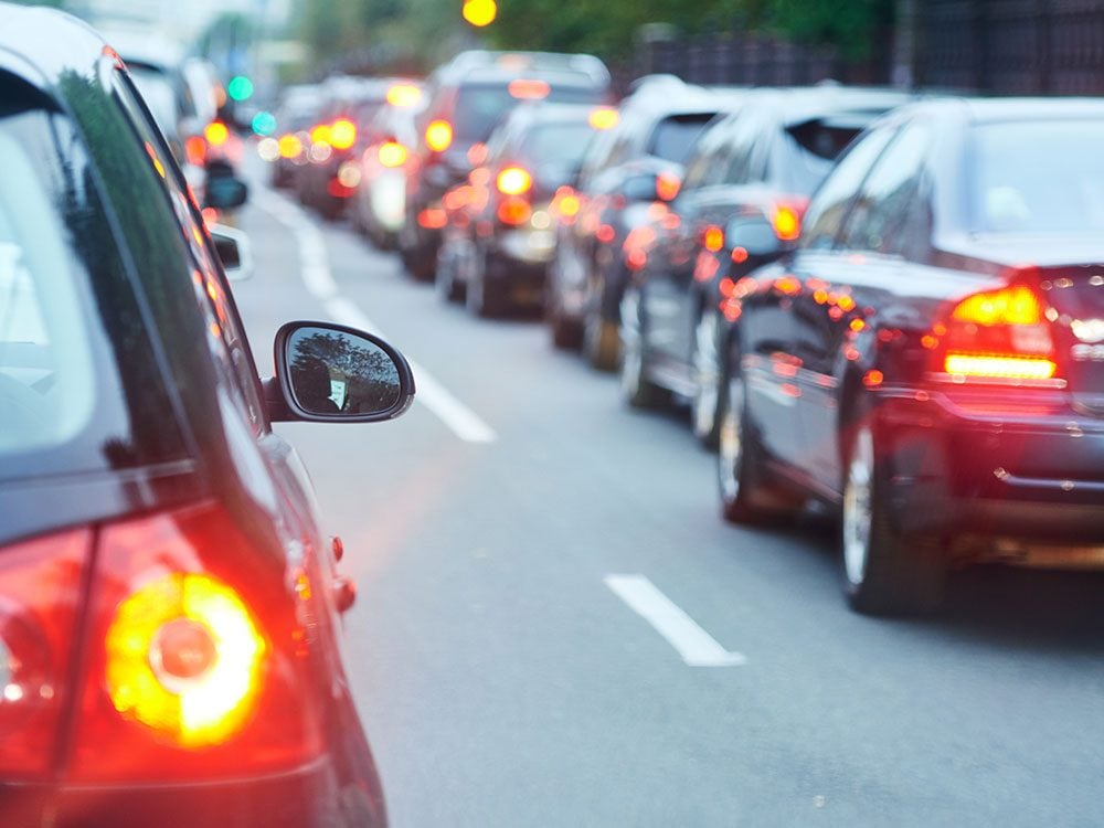 This driving mistake actually causes traffic jams