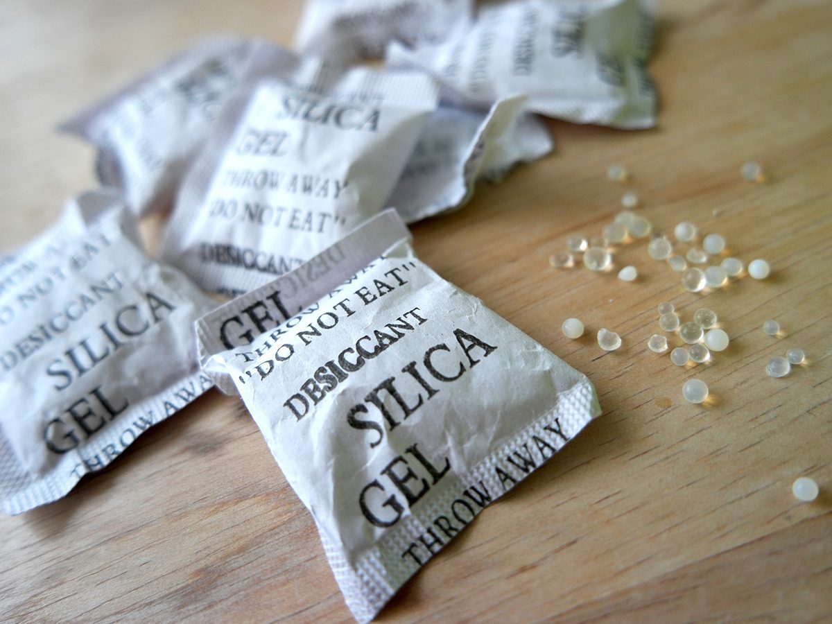 why-silica-gel-packets-are-in-everything-you-buy-reader-s-digest