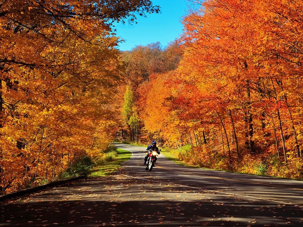Fall photography - Motorcycling through fall foliage
