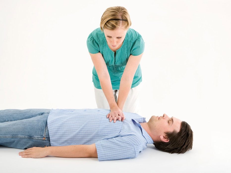 7 Essential Steps of CPR Everyone Should Know | Reader's Digest