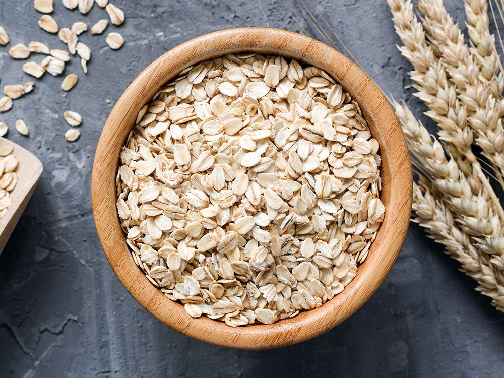 7 Surprising Health Benefits of Oatmeal | Reader's Digest Canada