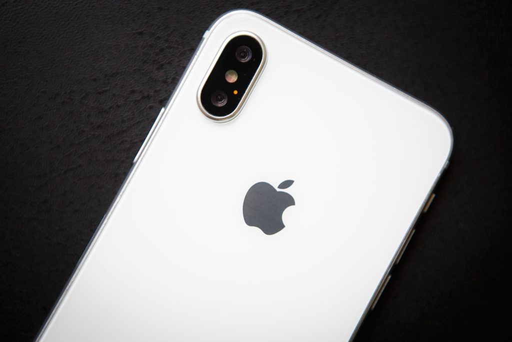 Apple's Execs Say You're Using Your iPhone Wrong | Reader's Digest