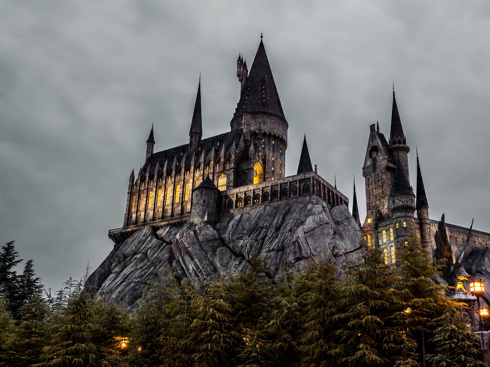 14 Hidden Messages in the Harry Potter Books | Reader's Digest Canada