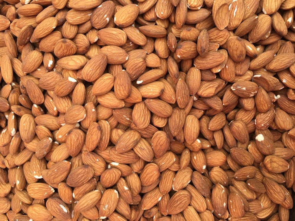 best foods for your heart - Almonds