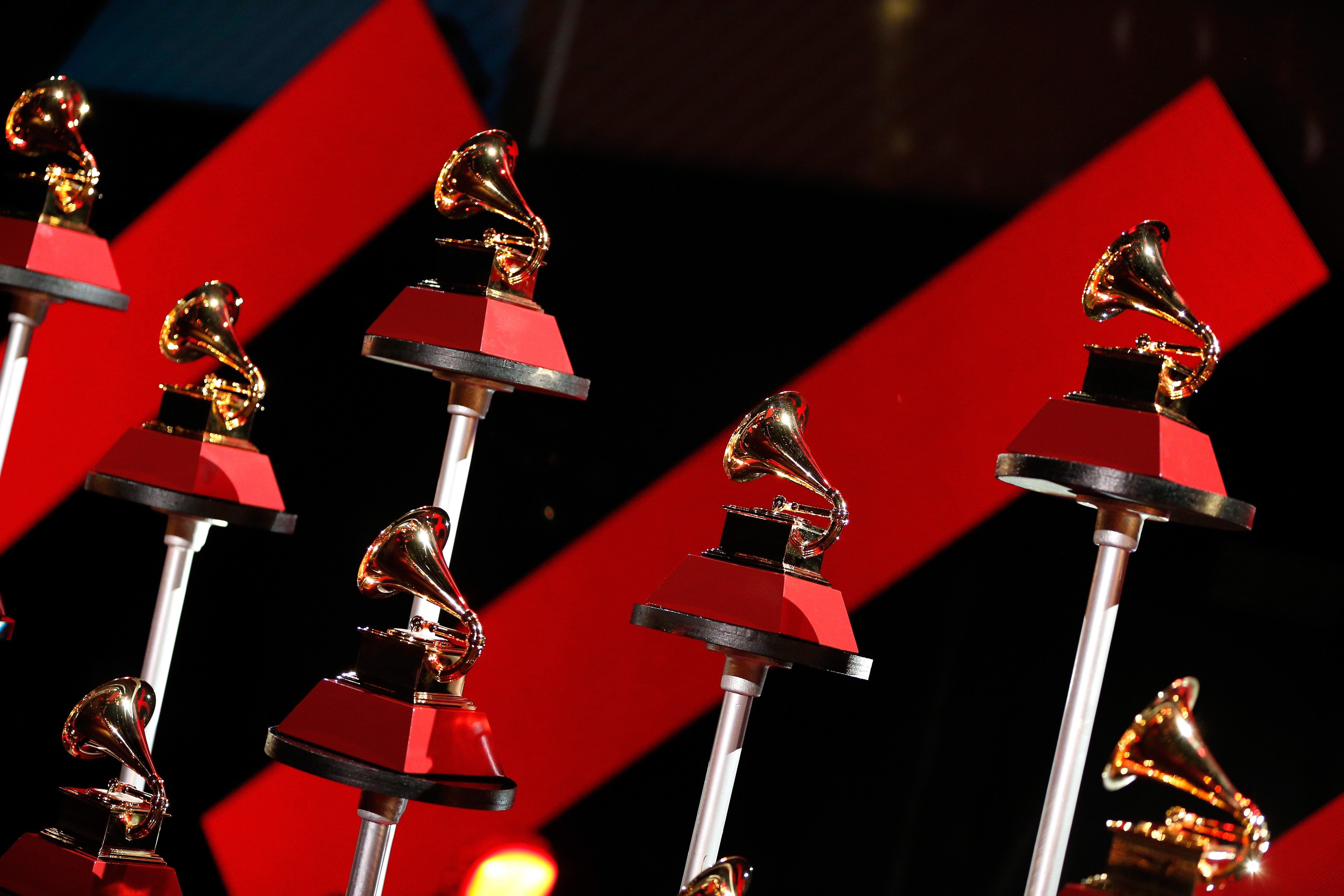 Grammy Award Statue