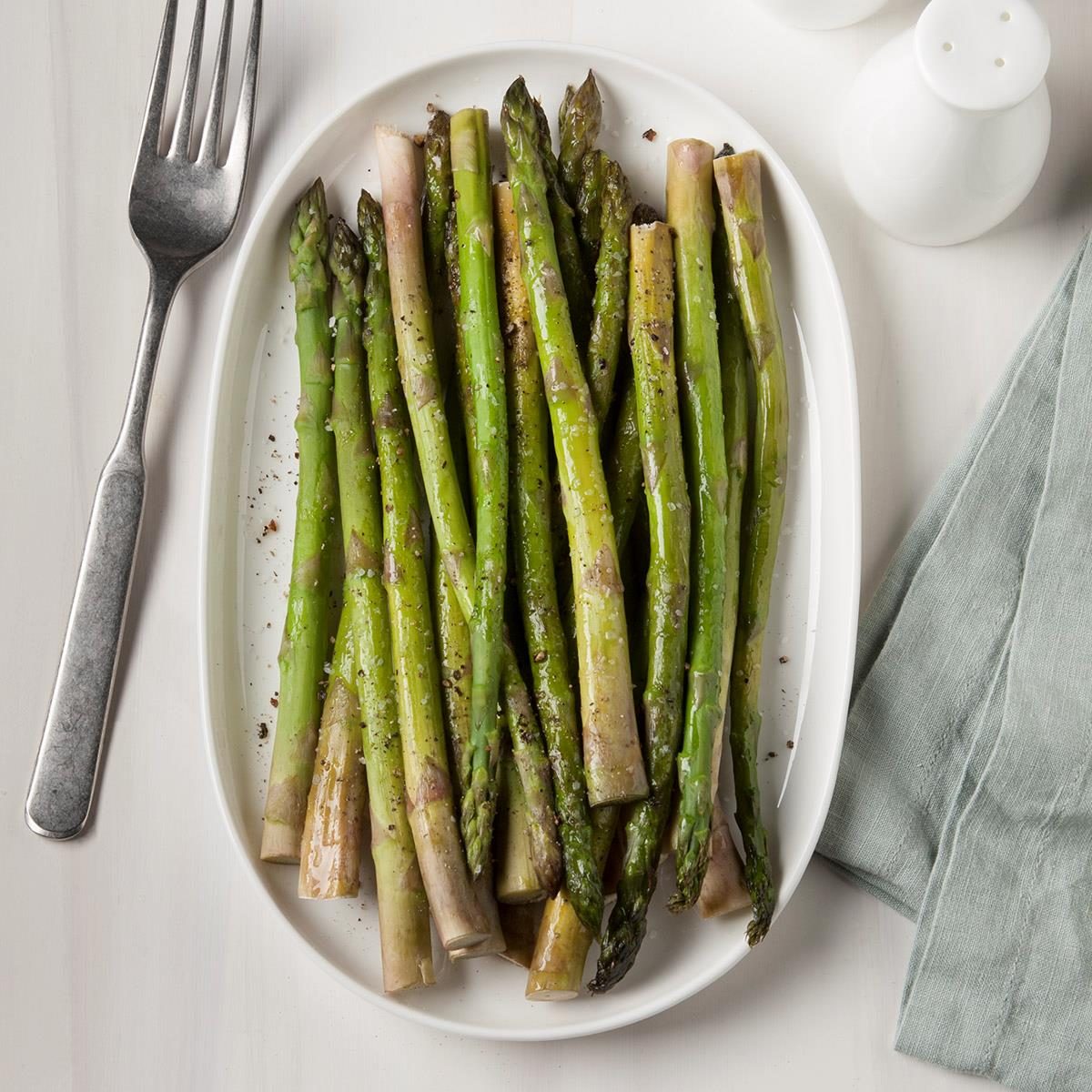 Oven-Baked Asparagus | Reader's Digest Canada