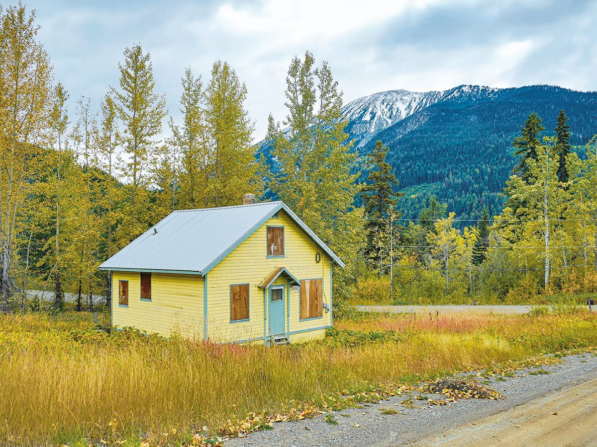 this-b-c-ghost-town-will-give-you-goosebumps-our-canada