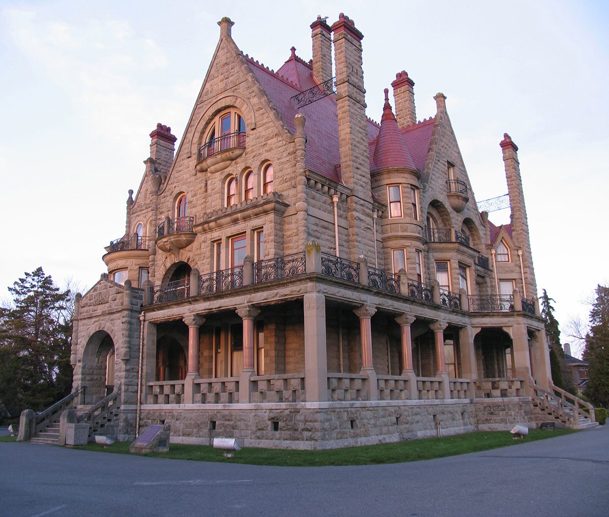 10 Famous Houses Across Canada Reader's Digest Canada