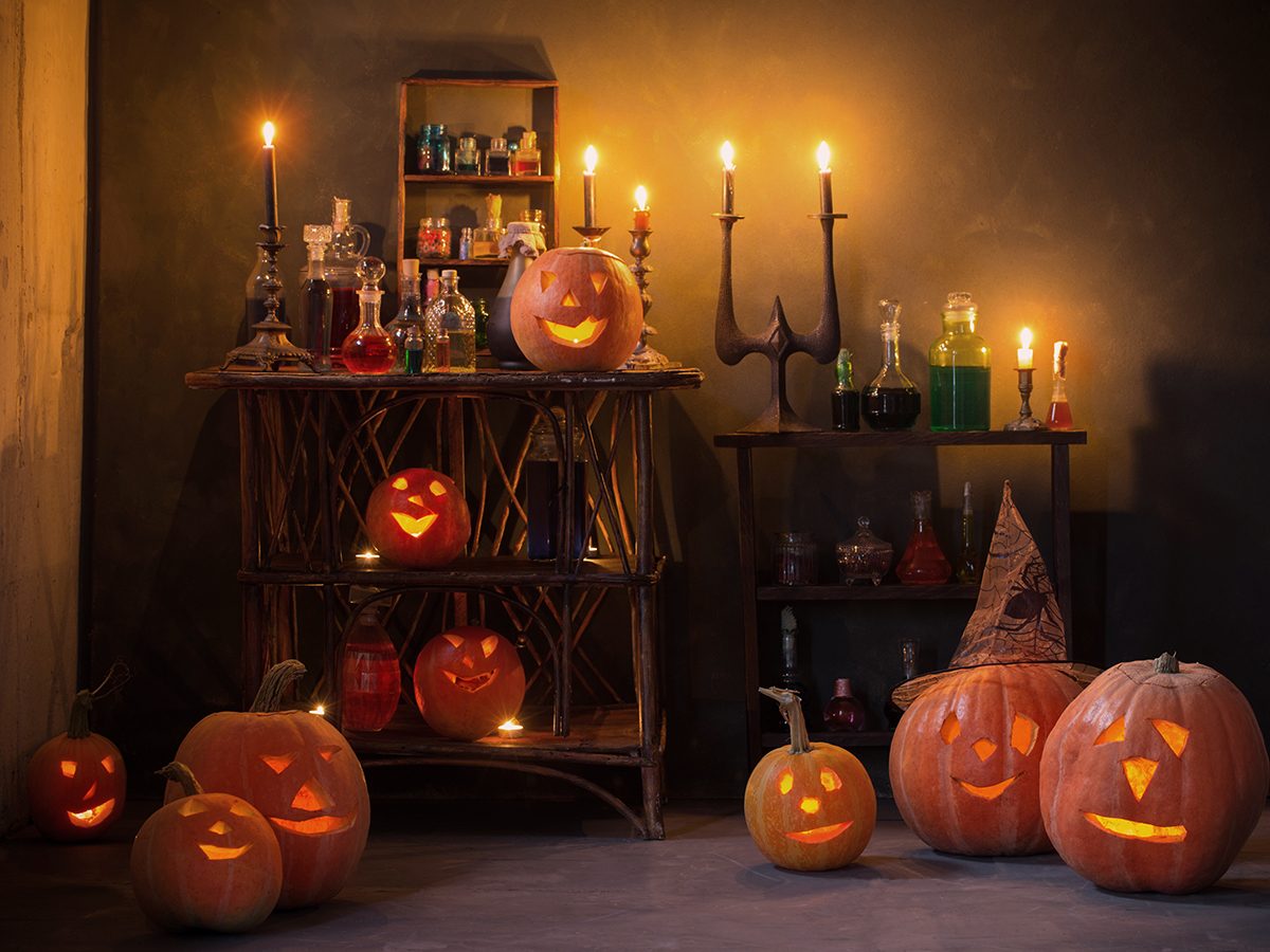 How to Celebrate Halloween During COVID-19 | Reader's Digest Canada