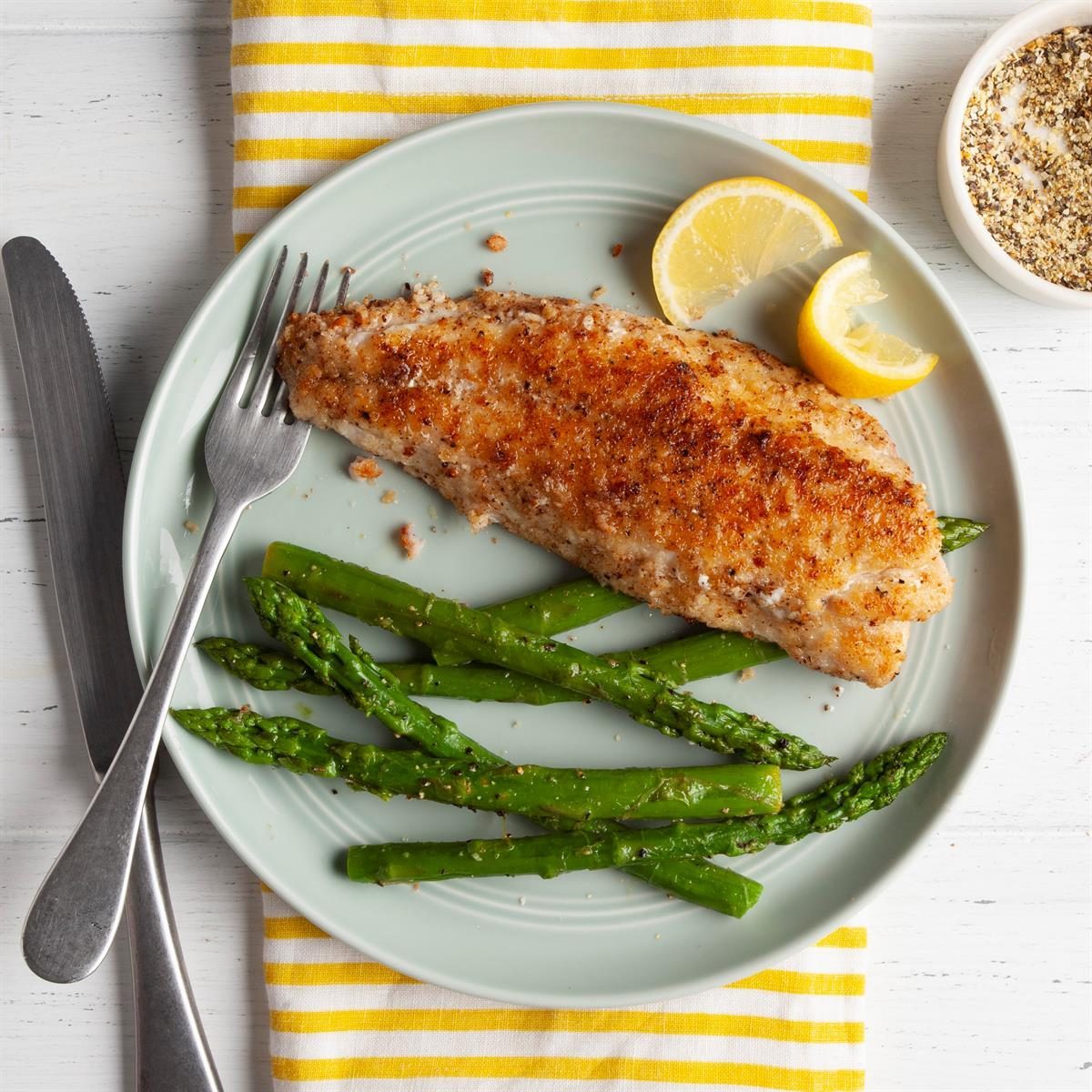 Crumb-Coated Red Snapper | Reader's Digest Canada