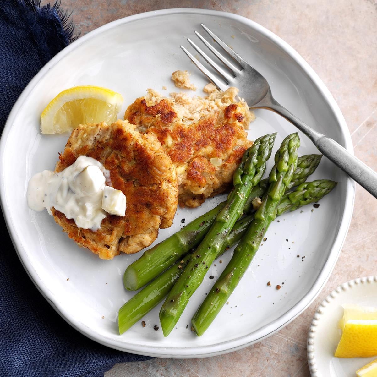 Speedy Salmon Patties | Reader's Digest Canada