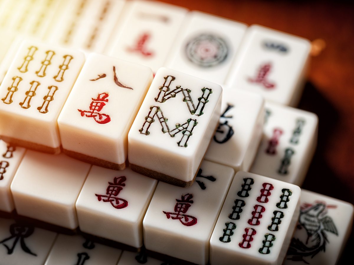 8 Mind Blowing Mahjong Facts Readers Digest Canada