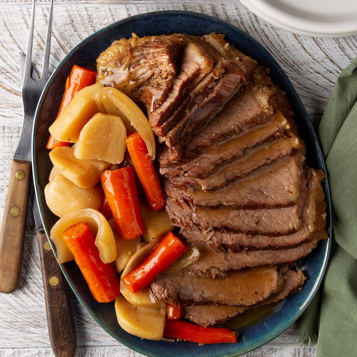 Easy Slow-Cooker Pot Roast | Reader's Digest Canada