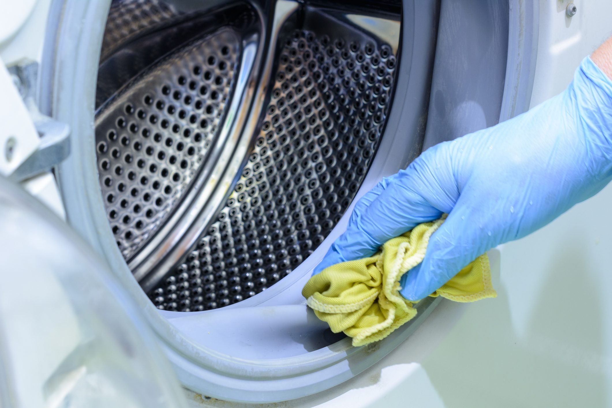 Here’s Why You Need To Clean Your Washing Machine | Reader's Digest