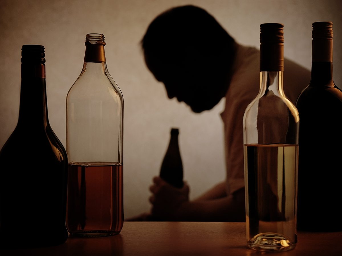 Warning Signs Of Binge Drinking Readers Digest Canada