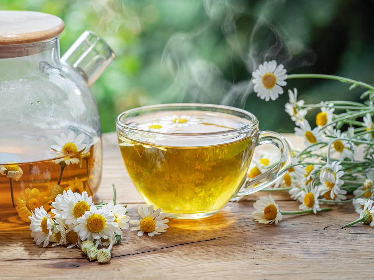 7 Health Benefits of Chamomile | Reader's Digest Canada