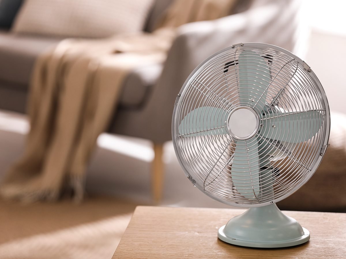 how-to-cool-down-a-room-without-ac-20-tricks-to-try-reader-s-digest