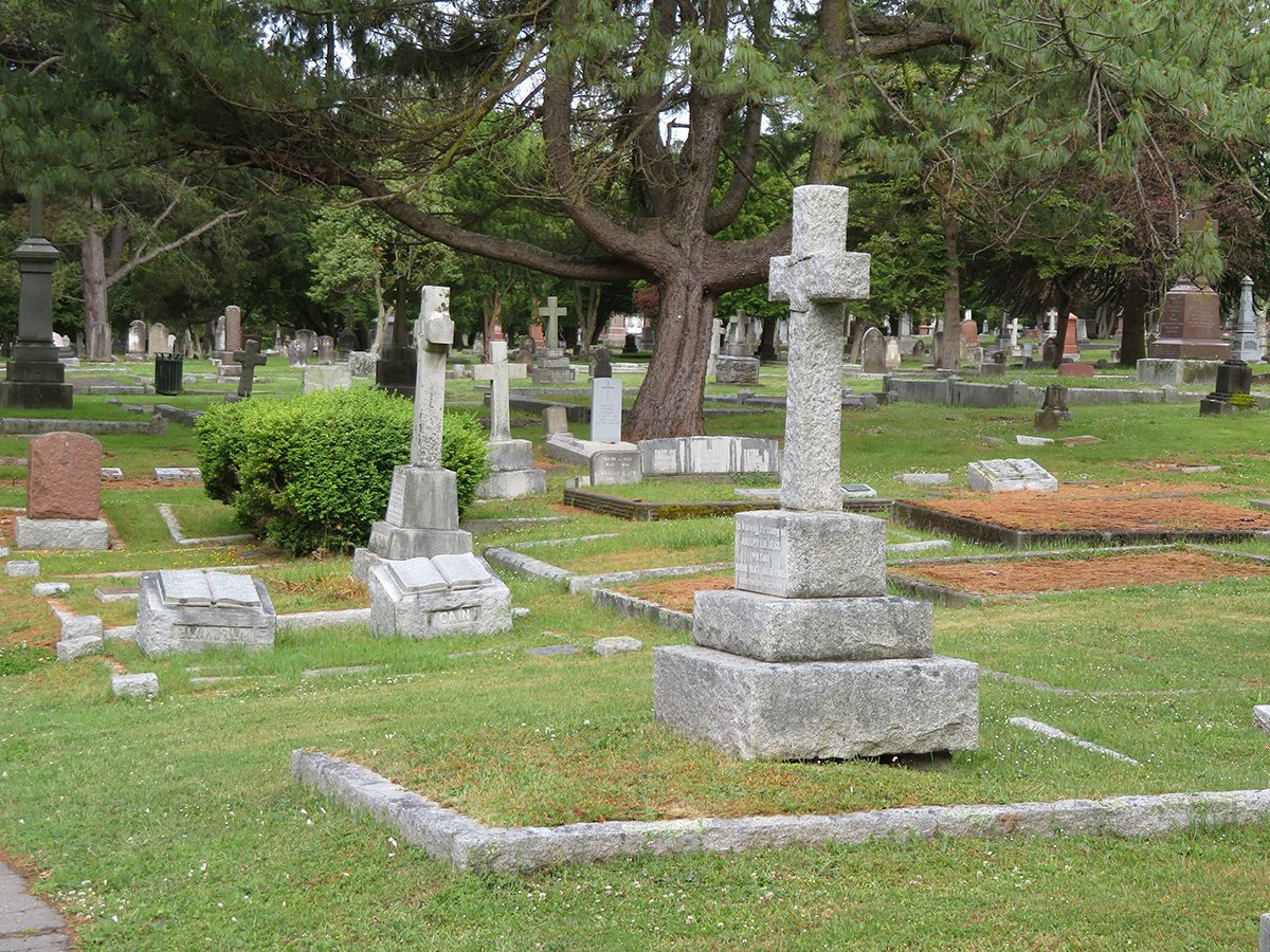 Beautiful Canadian Cemeteries Worth Visiting | Reader's Digest Canada