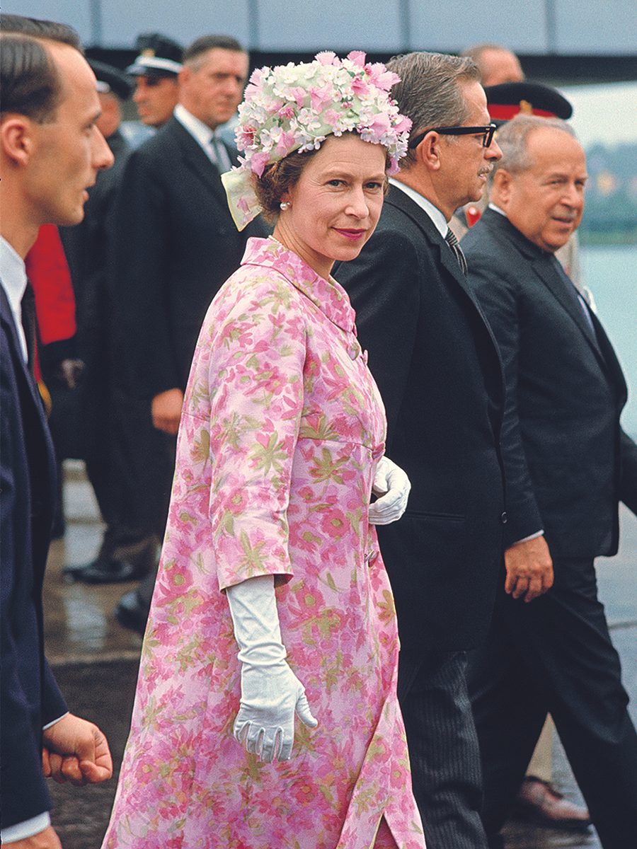 Queen Elizabeth Photos Through the Years | Reader's Digest Canada