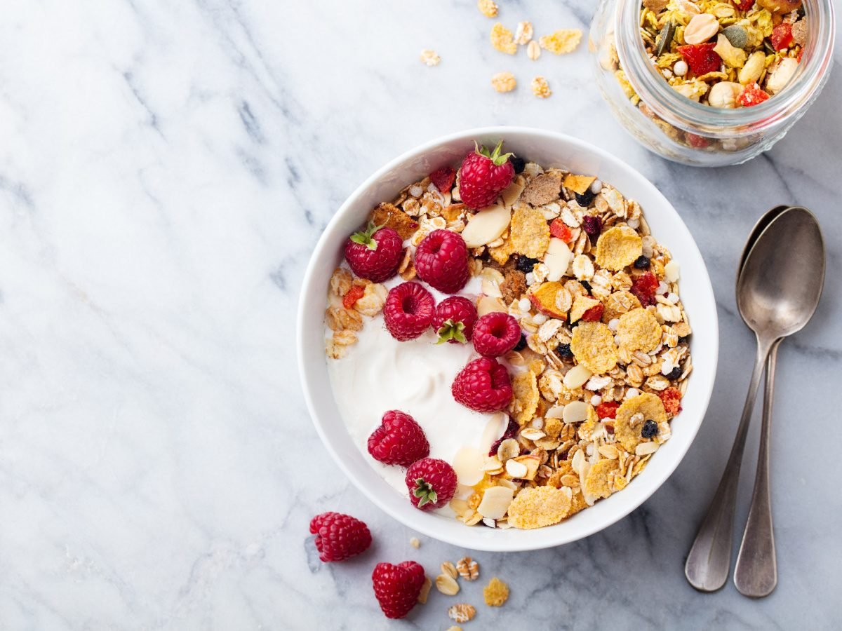 High Fibre Foods Worth Adding to Your Diet | Reader's Digest Canada