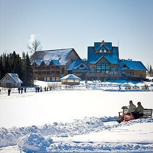 9 Must-Visit Canadian Winter Resorts