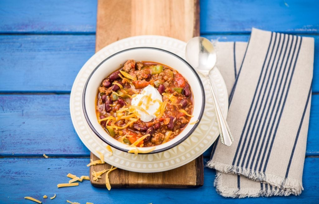 Smoky Beef Chili with Kidney Beans, Cheddar and Sour Cream