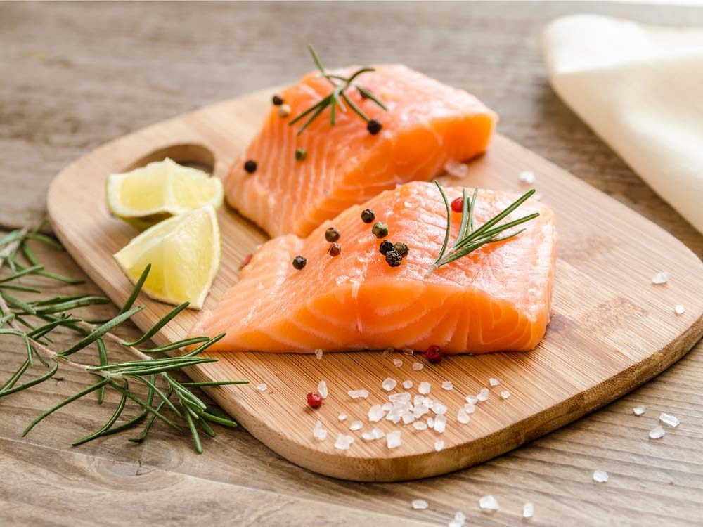 eating-plenty-of-oily-fish-helps-us-stay-healthy-for-longer-the