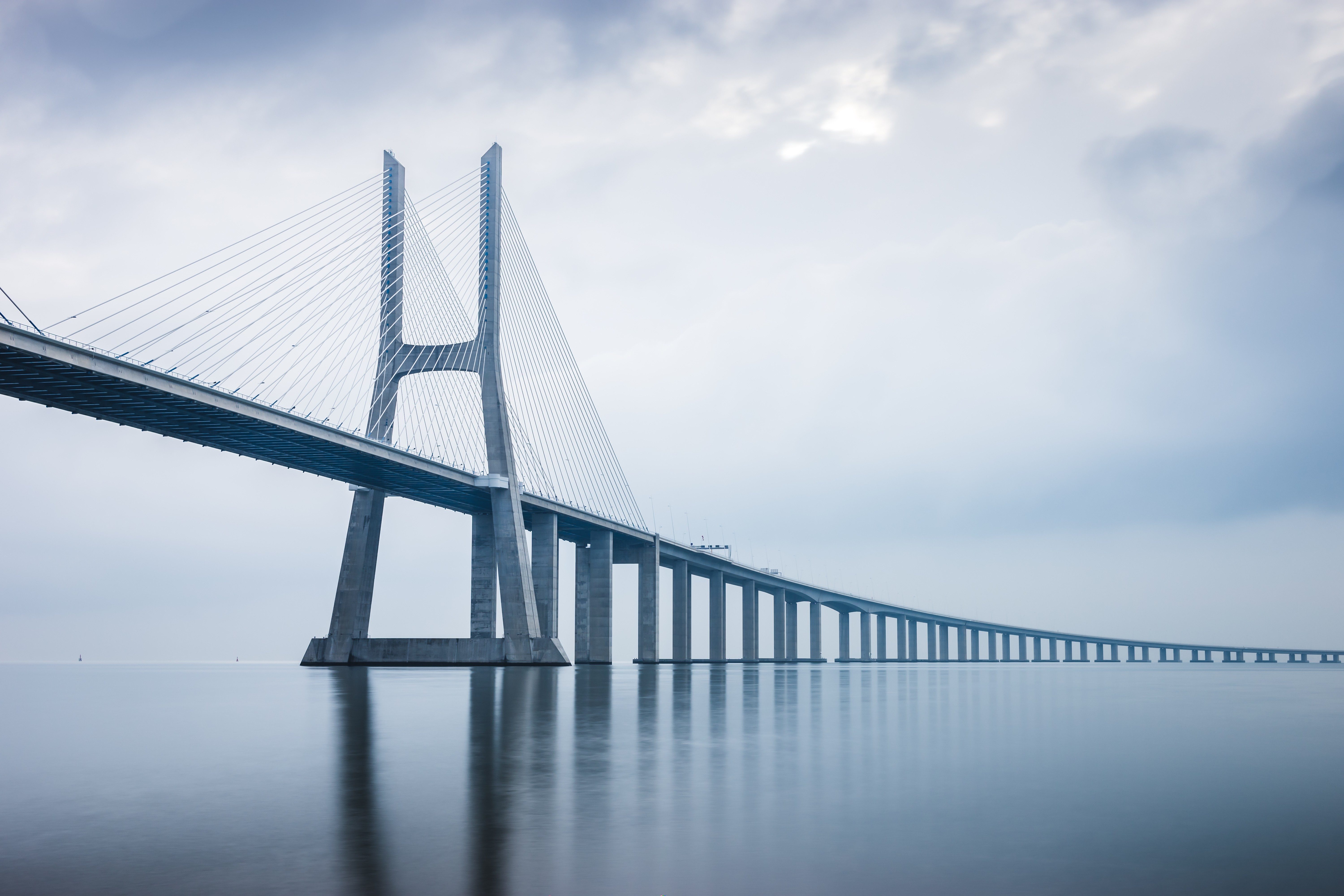 The 11 Longest Bridges in the World | Reader's Digest Canada